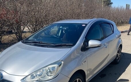 Toyota Aqua I, 2015 год, 890 000 рублей, 2 фотография