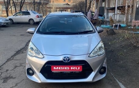 Toyota Aqua I, 2015 год, 890 000 рублей, 7 фотография