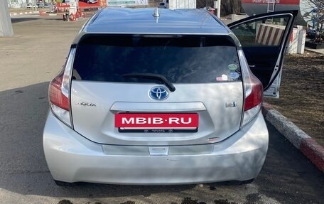Toyota Aqua I, 2015 год, 890 000 рублей, 5 фотография