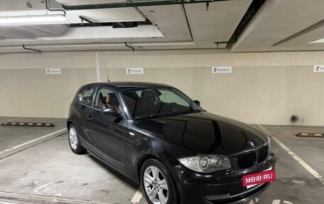 BMW 1 серия, 2008 год, 799 000 рублей, 10 фотография