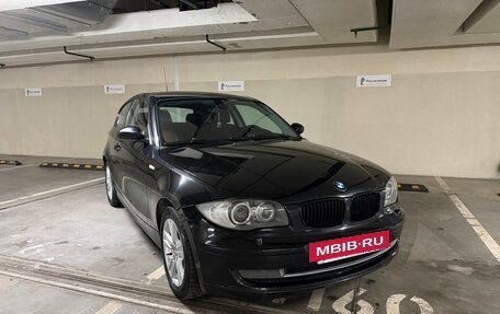 BMW 1 серия, 2008 год, 799 000 рублей, 11 фотография