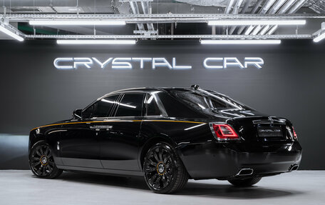 Rolls-Royce Ghost Series II рестайлинг, 2021 год, 35 000 000 рублей, 3 фотография