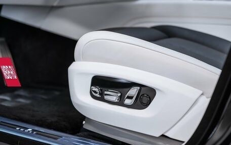 Rolls-Royce Ghost Series II рестайлинг, 2021 год, 35 000 000 рублей, 17 фотография
