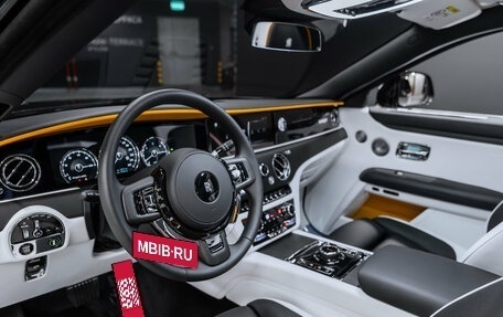 Rolls-Royce Ghost Series II рестайлинг, 2021 год, 35 000 000 рублей, 9 фотография