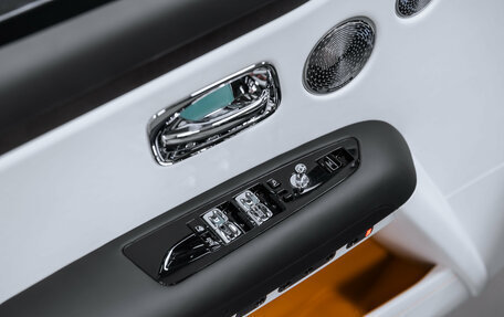 Rolls-Royce Ghost Series II рестайлинг, 2021 год, 35 000 000 рублей, 30 фотография