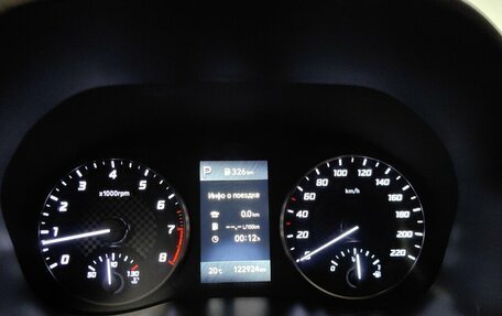 Hyundai Solaris II рестайлинг, 2022 год, 1 620 000 рублей, 10 фотография