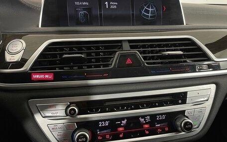 BMW 7 серия, 2017 год, 2 249 000 рублей, 21 фотография