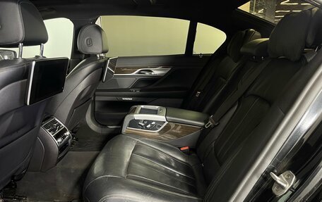 BMW 7 серия, 2017 год, 2 249 000 рублей, 35 фотография
