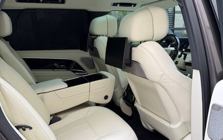 Land Rover Range Rover IV рестайлинг, 2025 год, 20 750 000 рублей, 24 фотография