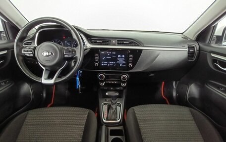 KIA Rio IV, 2021 год, 1 750 000 рублей, 10 фотография