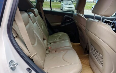 Toyota RAV4, 2011 год, 1 499 000 рублей, 16 фотография