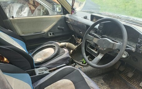 Toyota Sprinter Carib II, 1986 год, 70 000 рублей, 9 фотография