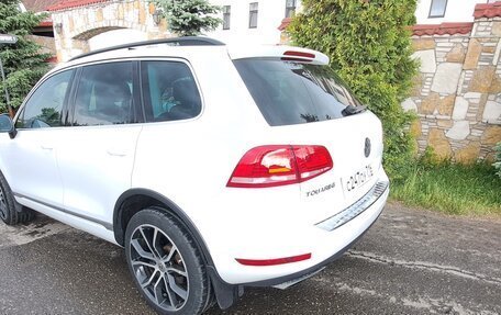 Volkswagen Touareg III, 2012 год, 2 350 000 рублей, 6 фотография