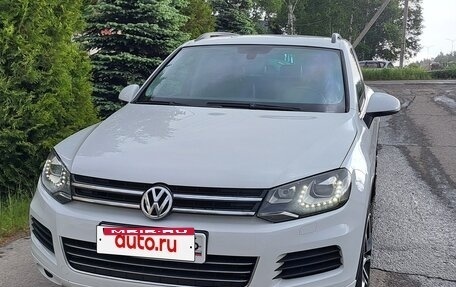 Volkswagen Touareg III, 2012 год, 2 350 000 рублей, 2 фотография