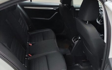 Skoda Octavia, 2020 год, 1 600 000 рублей, 12 фотография