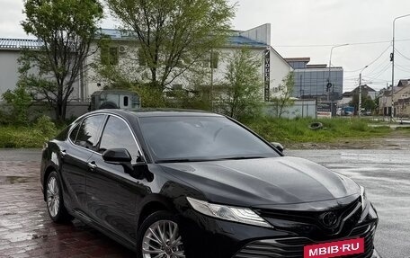 Toyota Camry, 2020 год, 3 090 000 рублей, 2 фотография