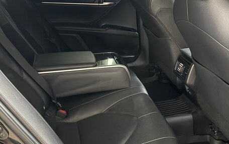 Toyota Camry, 2020 год, 3 090 000 рублей, 7 фотография