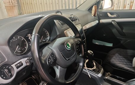 Skoda Octavia, 2011 год, 1 350 000 рублей, 13 фотография
