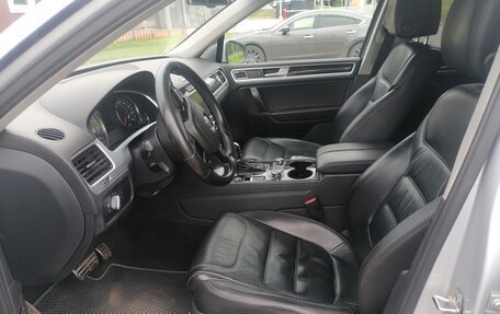 Volkswagen Touareg III, 2011 год, 2 500 000 рублей, 8 фотография