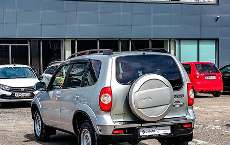 Chevrolet Niva I рестайлинг, 2018 год, 676 028 рублей, 8 фотография