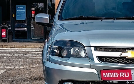 Chevrolet Niva I рестайлинг, 2018 год, 676 028 рублей, 5 фотография