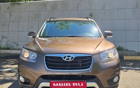 Hyundai Santa Fe III рестайлинг, 2012 год, 1 750 000 рублей, 1 фотография