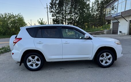 Toyota RAV4, 2011 год, 1 600 000 рублей, 4 фотография