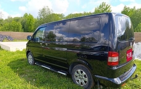 Volkswagen Multivan T5, 2004 год, 1 290 000 рублей, 2 фотография