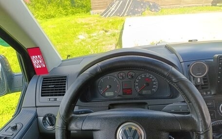 Volkswagen Multivan T5, 2004 год, 1 290 000 рублей, 14 фотография