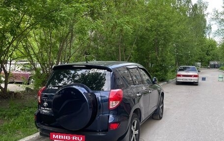 Toyota RAV4, 2005 год, 1 500 000 рублей, 4 фотография