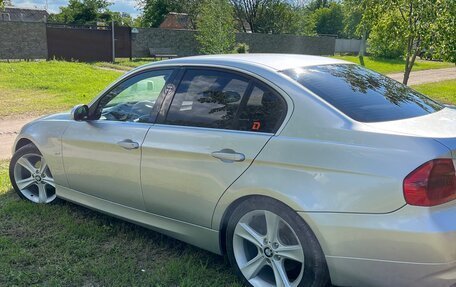 BMW 3 серия, 2006 год, 900 000 рублей, 8 фотография