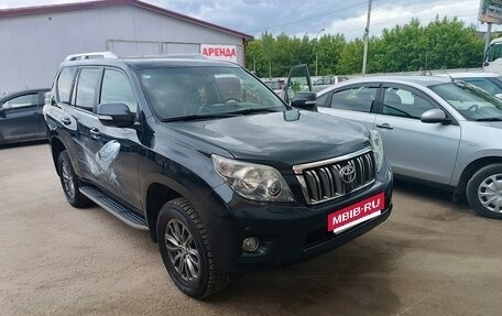 Toyota Land Cruiser Prado 150 рестайлинг 2, 2011 год, 3 500 000 рублей, 2 фотография