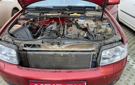 Audi A4, 2002 год, 370 000 рублей, 10 фотография