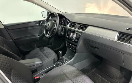 Skoda Rapid I, 2017 год, 1 390 000 рублей, 19 фотография