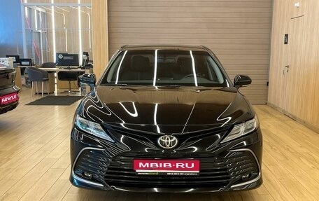 Toyota Camry, 2021 год, 3 099 000 рублей, 1 фотография