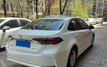 Toyota Corolla, 2022 год, 1 860 000 рублей, 3 фотография