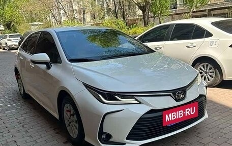 Toyota Corolla, 2022 год, 1 860 000 рублей, 4 фотография