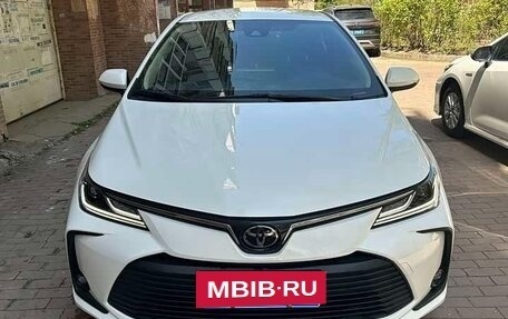 Toyota Corolla, 2022 год, 1 860 000 рублей, 5 фотография
