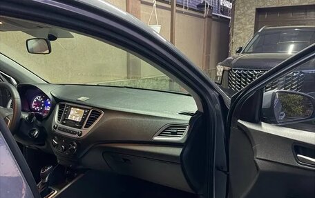 Hyundai Solaris II рестайлинг, 2019 год, 1 370 000 рублей, 6 фотография