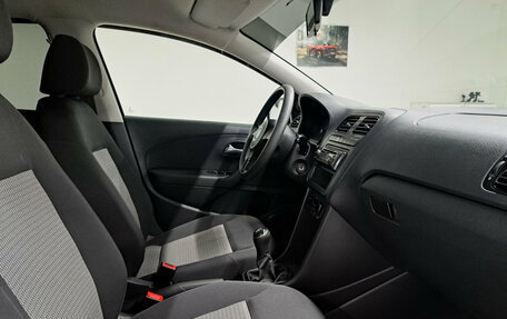 Volkswagen Polo VI (EU Market), 2013 год, 870 000 рублей, 13 фотография