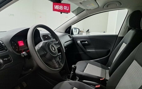 Volkswagen Polo VI (EU Market), 2013 год, 870 000 рублей, 20 фотография