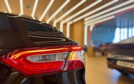 Toyota Camry, 2021 год, 3 099 000 рублей, 5 фотография