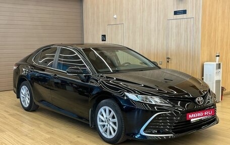 Toyota Camry, 2021 год, 3 099 000 рублей, 2 фотография