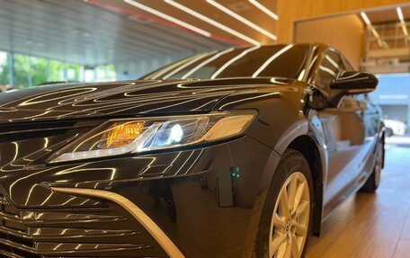 Toyota Camry, 2021 год, 3 099 000 рублей, 8 фотография