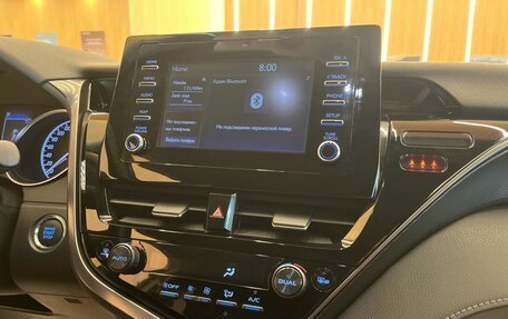 Toyota Camry, 2021 год, 3 099 000 рублей, 14 фотография
