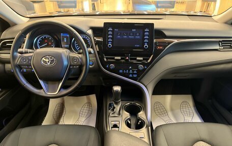 Toyota Camry, 2021 год, 3 099 000 рублей, 11 фотография
