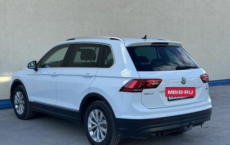 Volkswagen Tiguan II, 2017 год, 2 150 000 рублей, 5 фотография