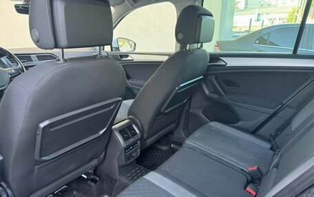 Volkswagen Tiguan II, 2017 год, 2 150 000 рублей, 18 фотография