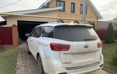 KIA Carnival III, 2019 год, 2 800 000 рублей, 4 фотография
