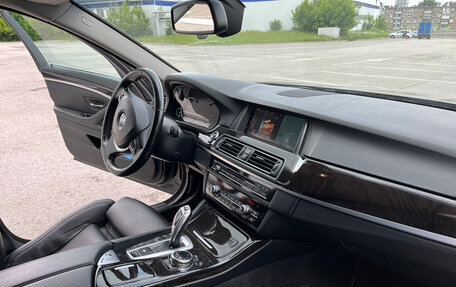 BMW 5 серия, 2014 год, 2 550 000 рублей, 11 фотография